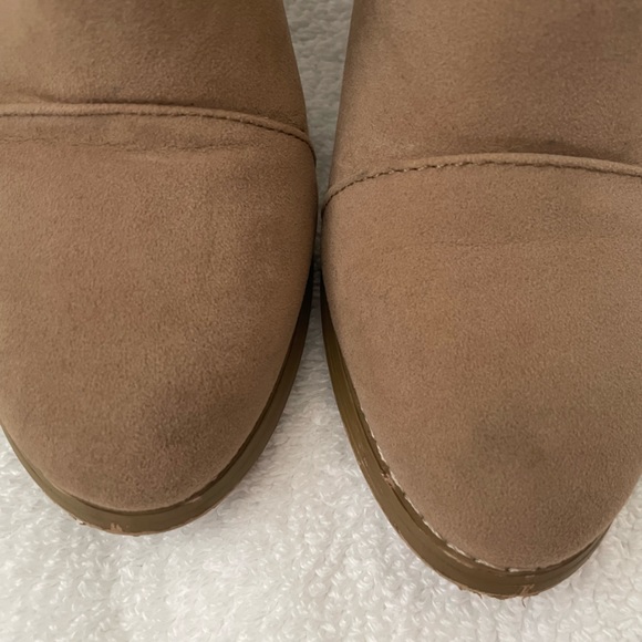 Rue 21 Booties - Picture 4 of 9